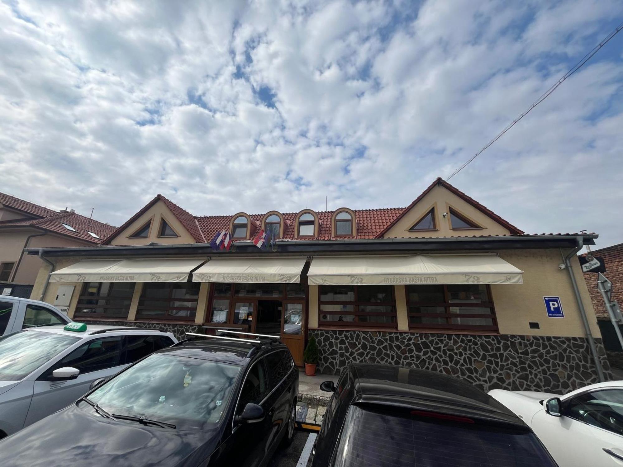 Brasserka Нитра Экстерьер фото